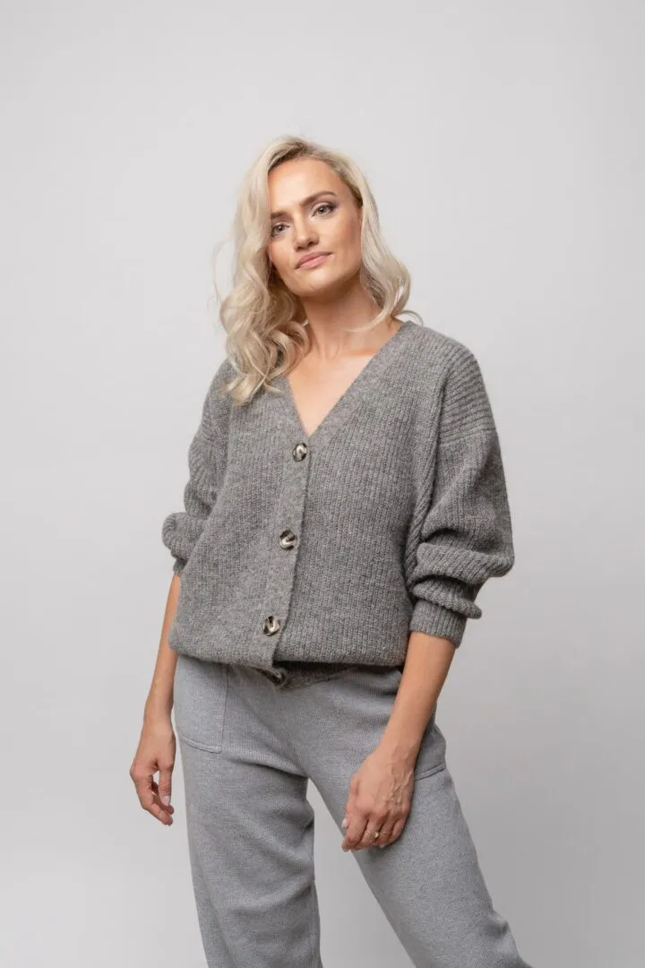 Alma Cardigan