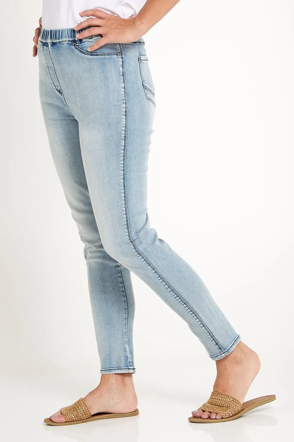 Carina Jeans - Light Denim