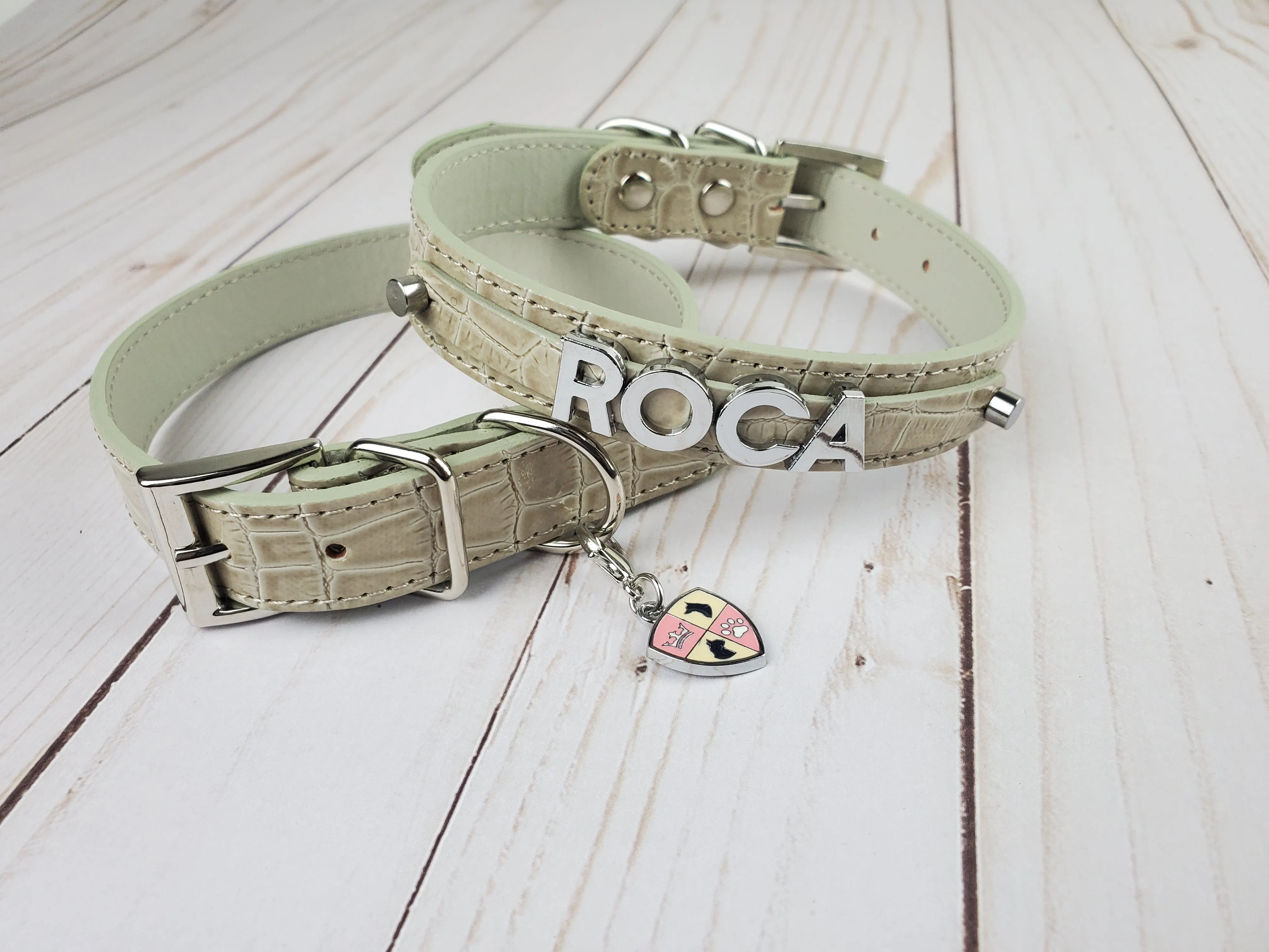 Elephant gray croc collar