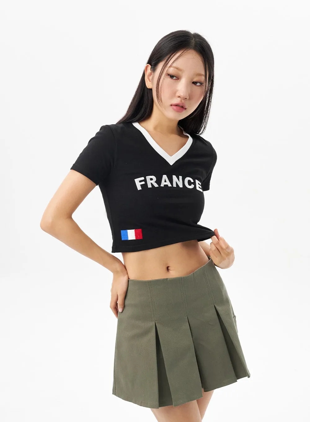 France V-Neck Tee CU315