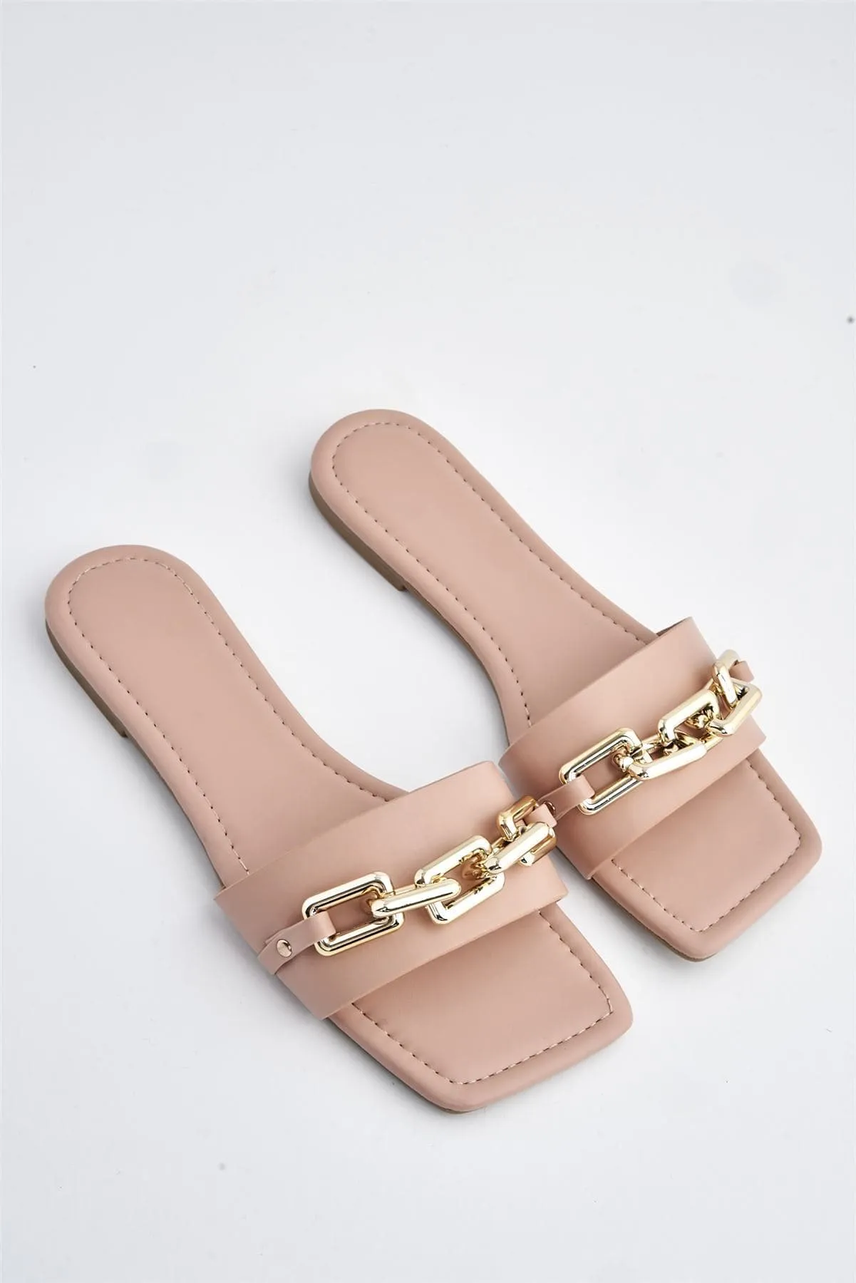 Harlow Statement Chain Flat Sandal in Pink