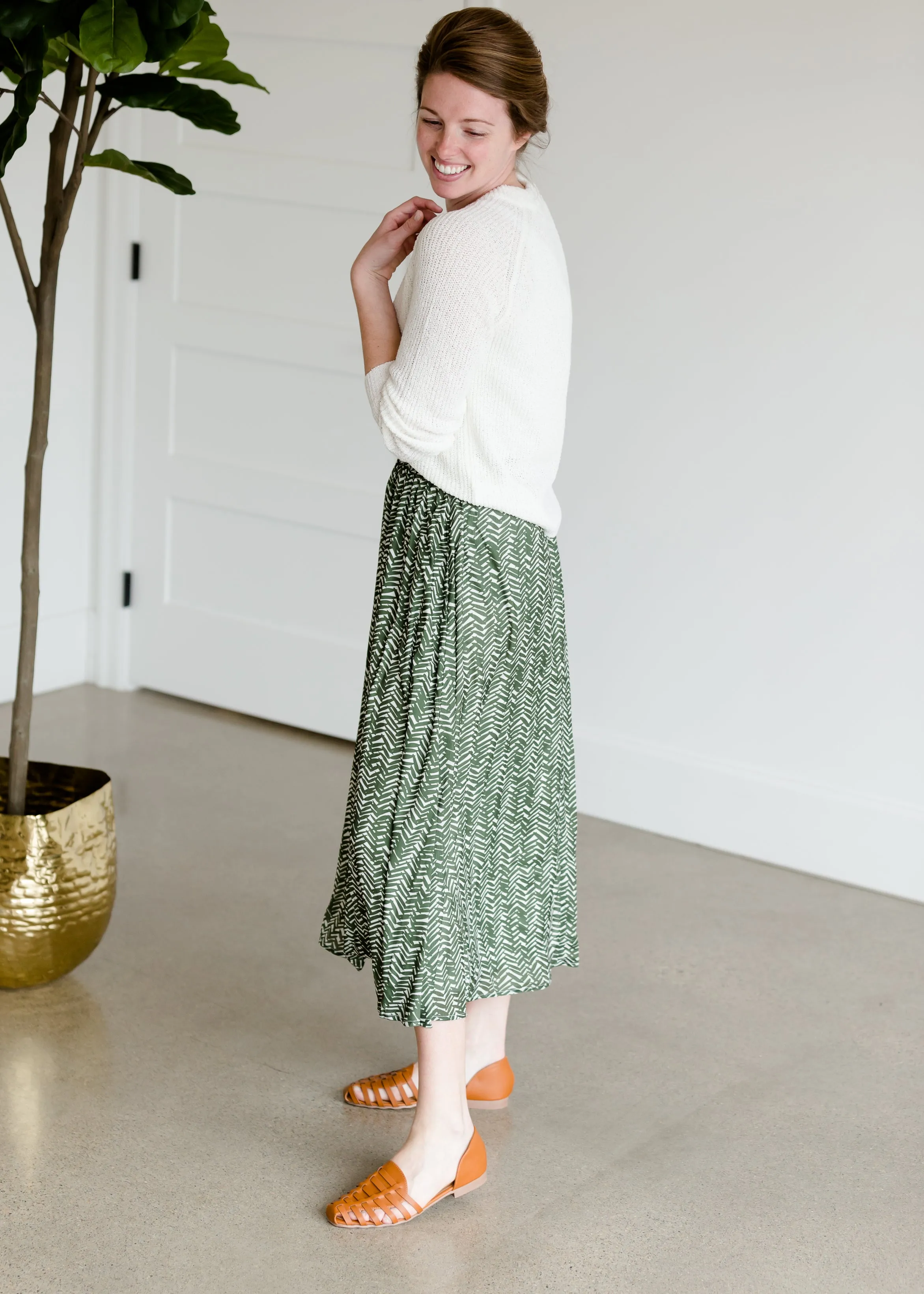 Olive Leaf Printed Midi Skirt