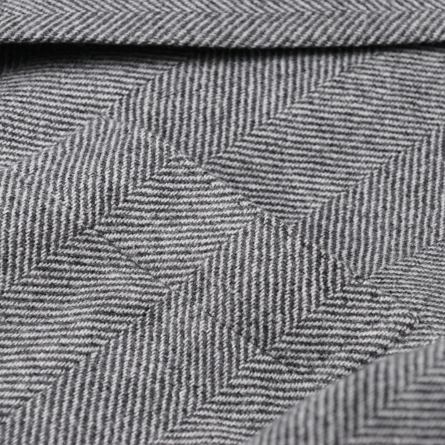 Sartoria Partenopea Herringbone Cashmere Sport Coat