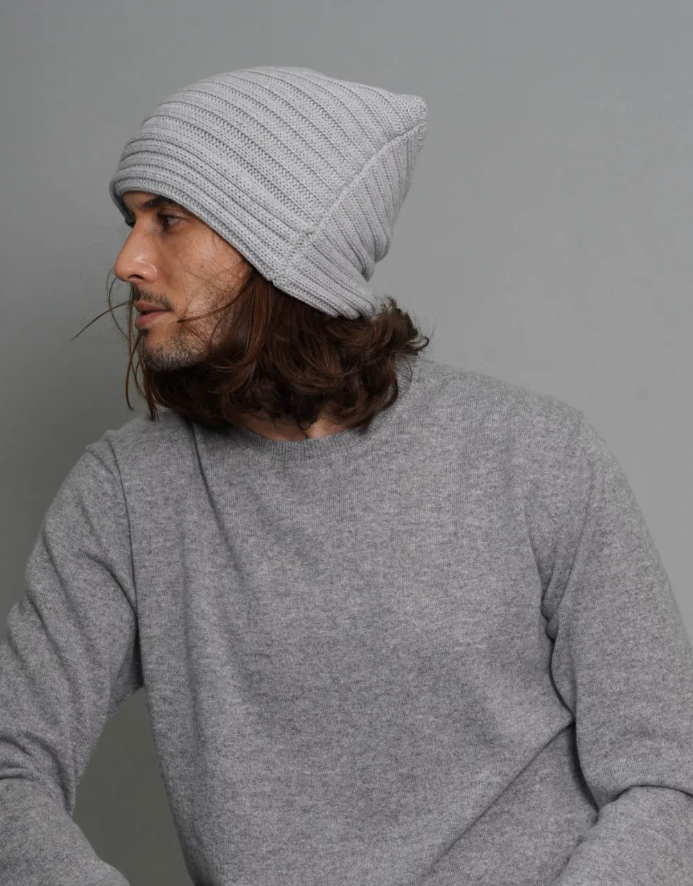 The Powder Beanie in Ash